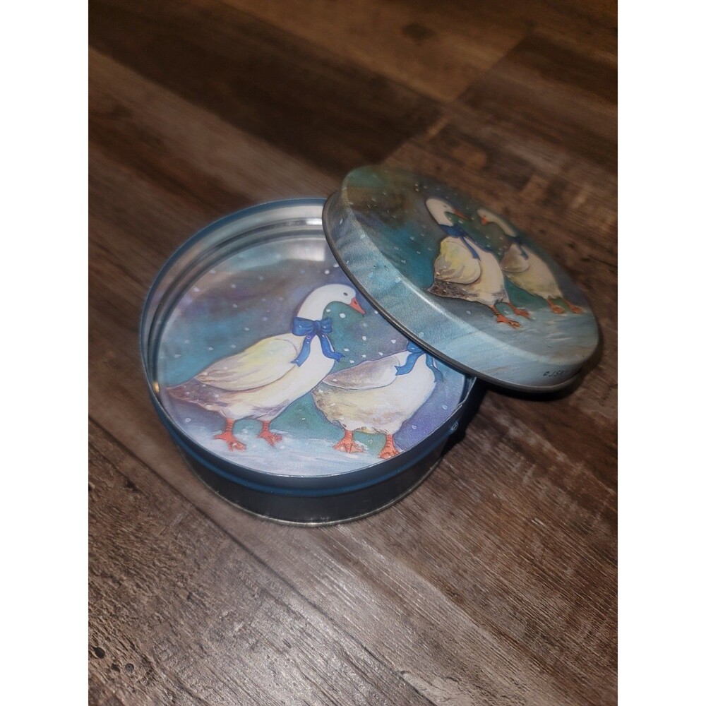 *VINTAGE* Winter Geese Coaster Set - Five (5) Coasters in Tin - 3.5”- Blue Geese
